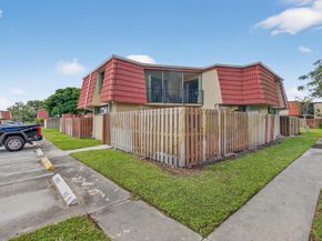 8200 Thames Boulevard C, Boca Raton FL 33433