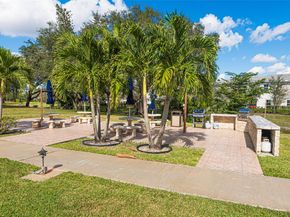 3575 Broken Woods Dr 303, Coral Springs FL 33065