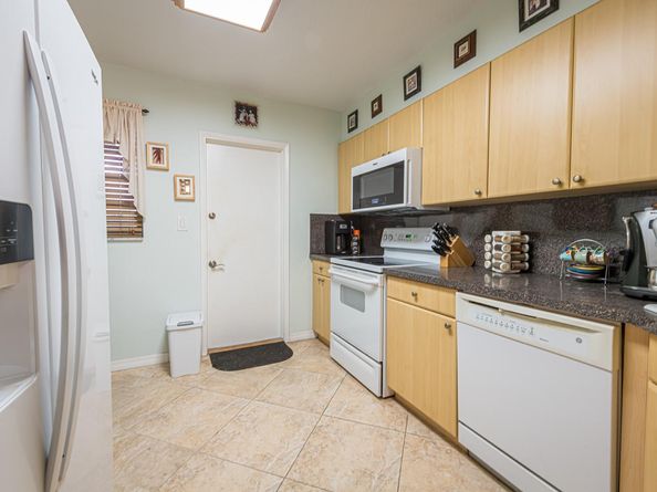 3575 Broken Woods Dr 303, Coral Springs FL 33065