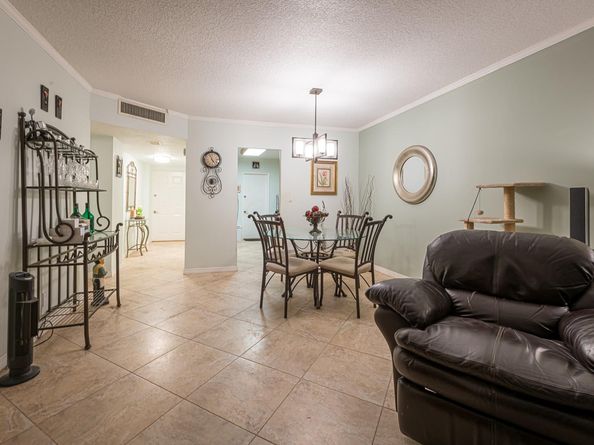 3575 Broken Woods Dr 303, Coral Springs FL 33065