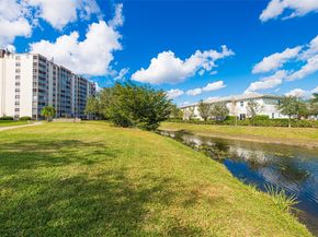 3575 Broken Woods Dr 303, Coral Springs FL 33065