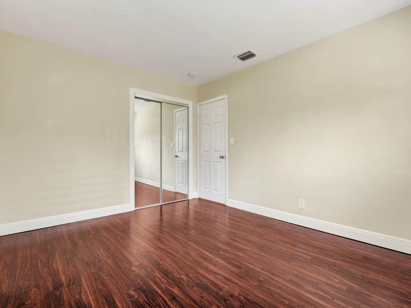 1300 NE 26th Avenue NE, Pompano Beach FL 33062