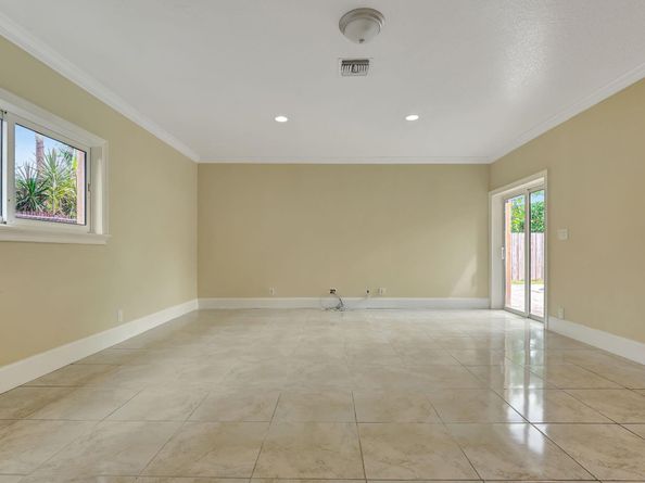1300 NE 26th Avenue NE, Pompano Beach FL 33062