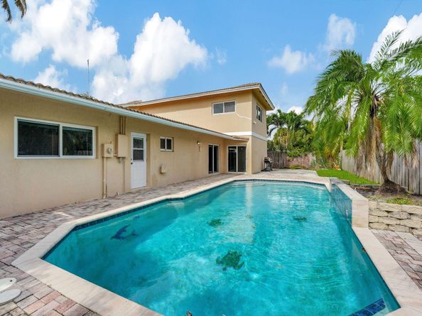 1300 NE 26th Avenue NE, Pompano Beach FL 33062