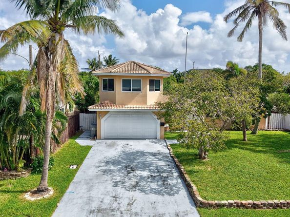 1300 NE 26th Avenue NE, Pompano Beach FL 33062