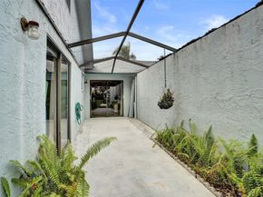 9132 SW 20th St B, Boca Raton FL 33428