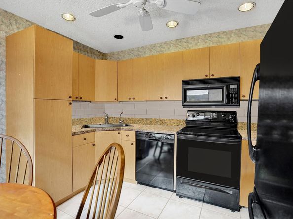 9132 SW 20th St B, Boca Raton FL 33428