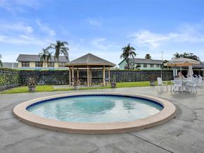 9132 SW 20th St B, Boca Raton FL 33428