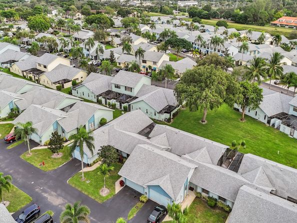 9132 SW 20th St B, Boca Raton FL 33428