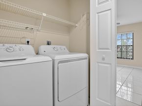 9401 NW 18th Dr, Plantation FL 33322