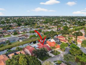 9401 NW 18th Dr, Plantation FL 33322