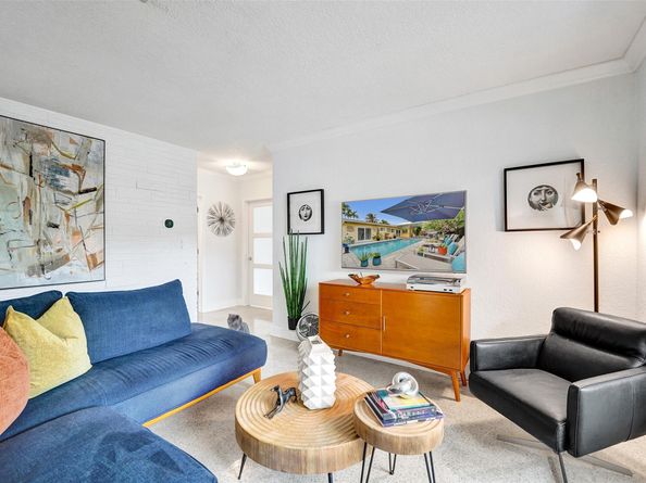 3370 NE 17th Ave, Oakland Park FL 33334