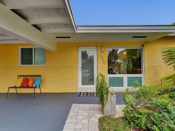 3370 NE 17th Ave, Oakland Park FL 33334