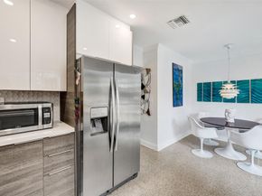 3370 NE 17th Ave, Oakland Park FL 33334