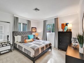 3370 NE 17th Ave, Oakland Park FL 33334