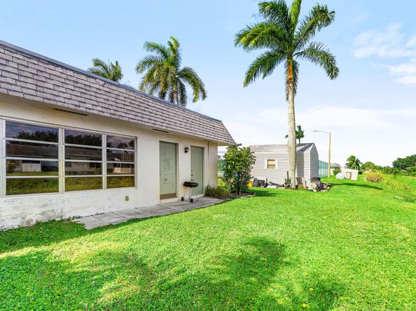 2638 Gately Drive E 1, West Palm Beach FL 33415