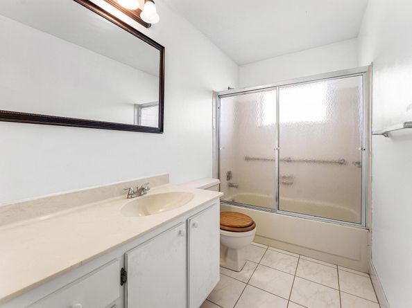 2638 Gately Drive E 1, West Palm Beach FL 33415