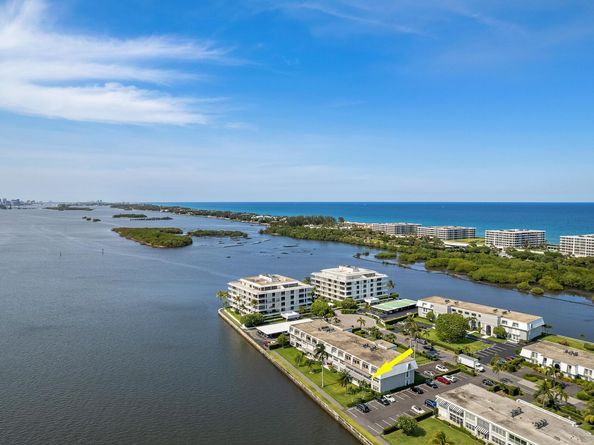 2160 Ibis Isle Road 1, Palm Beach FL 33480