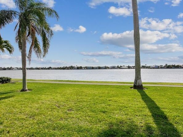 2160 Ibis Isle Road 1, Palm Beach FL 33480