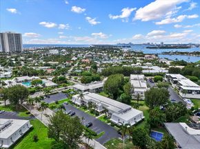 1205 Sandy Lane 145, Singer Island FL 33404