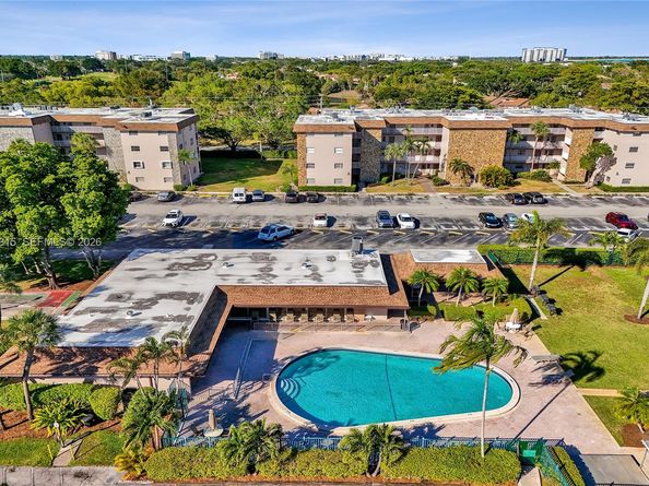 2441 SW 82nd Avenue 205, Davie FL 33324
