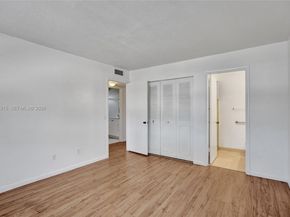2441 SW 82nd Avenue 205, Davie FL 33324