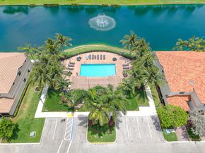 4236 N Dixie Highway 132, Oakland Park FL 33334