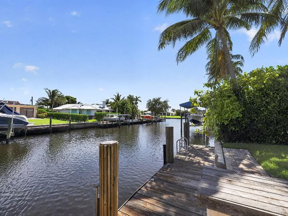 636 Kingfish Road, North Palm Beach FL 33408