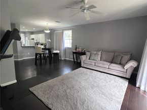 681 NW 42nd Avenue, Plantation FL 33317