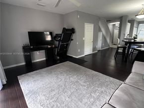 681 NW 42nd Avenue, Plantation FL 33317