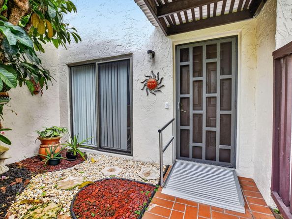 8045 Eastlake Drive E, Boca Raton FL 33433