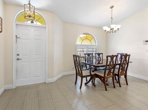 106 Venetian Lane, Royal Palm Beach FL 33411