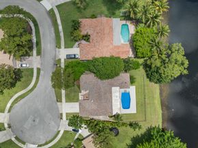 2413 NW 26th Street, Boca Raton FL 33431