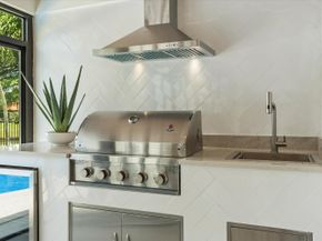 2413 NW 26th Street, Boca Raton FL 33431