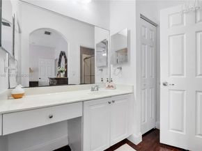 3028 NW 30th Avenue, Oakland Park FL 33311