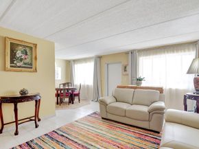 400 Village Green Circle W 212, Palm Springs FL 33461