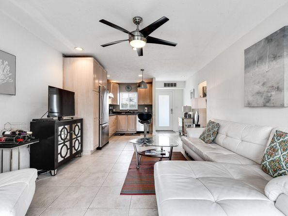 1000 SE 4th St 311, Fort Lauderdale FL 33301