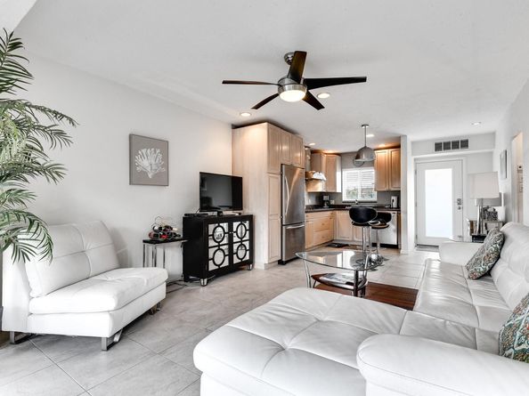 1000 SE 4th St 311, Fort Lauderdale FL 33301