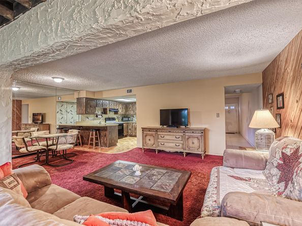 73 Ann Lee Ln, Tamarac FL 33319