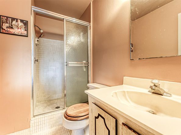 73 Ann Lee Ln, Tamarac FL 33319