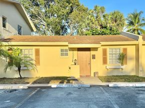3005 1/2 NW 68th St 9D, Fort Lauderdale FL 33309