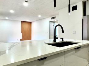 3005 1/2 NW 68th St 9D, Fort Lauderdale FL 33309