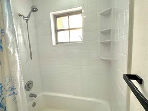 3005 1/2 NW 68th St 9D, Fort Lauderdale FL 33309