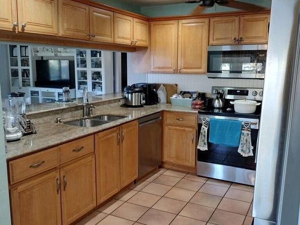 14531 Hickory Ct, Davie FL 33325