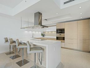 17301 Biscayne Boulevard 707, North Miami Beach FL 33160