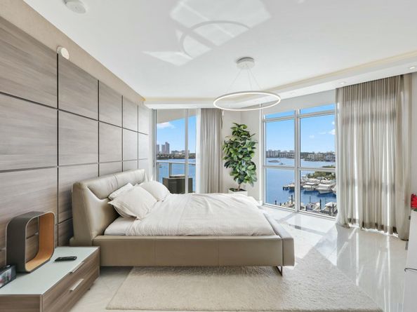 17301 Biscayne Boulevard 707, North Miami Beach FL 33160