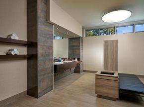 17301 Biscayne Boulevard 707, North Miami Beach FL 33160