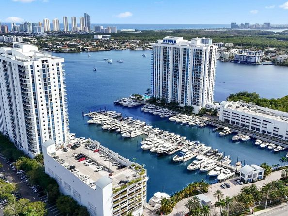 17301 Biscayne Boulevard 707, North Miami Beach FL 33160