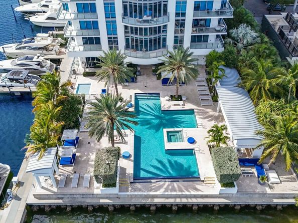 17301 Biscayne Boulevard 707, North Miami Beach FL 33160