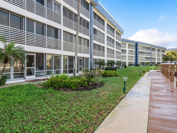 951 Spanish Circle 144, Delray Beach FL 33483